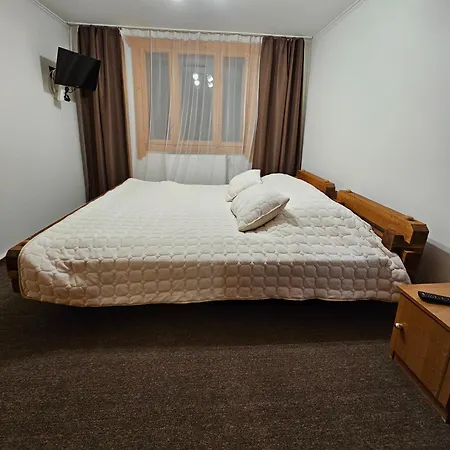 Jaktstuga буковик Tatariv